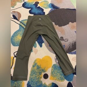 Lululemon Cropped Leggings